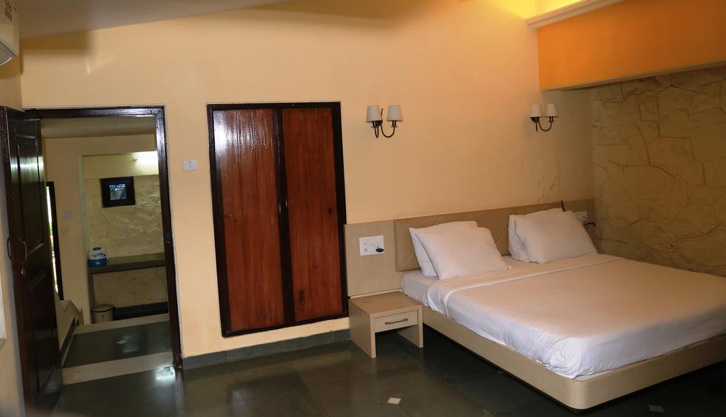 Panoramic Resort Panvel Karnāla Eksteriør bilde