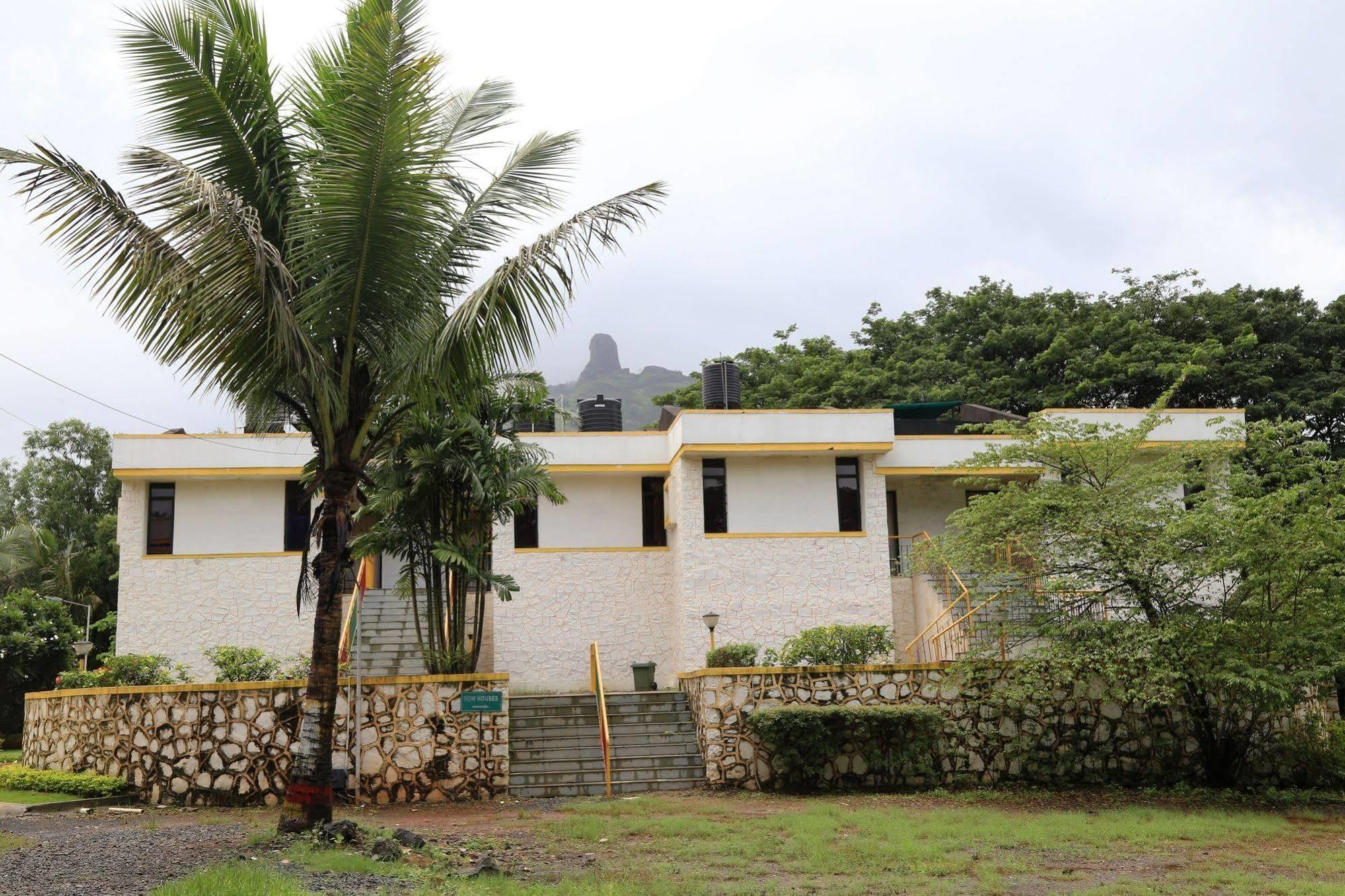 Panoramic Resort Panvel Karnāla Eksteriør bilde
